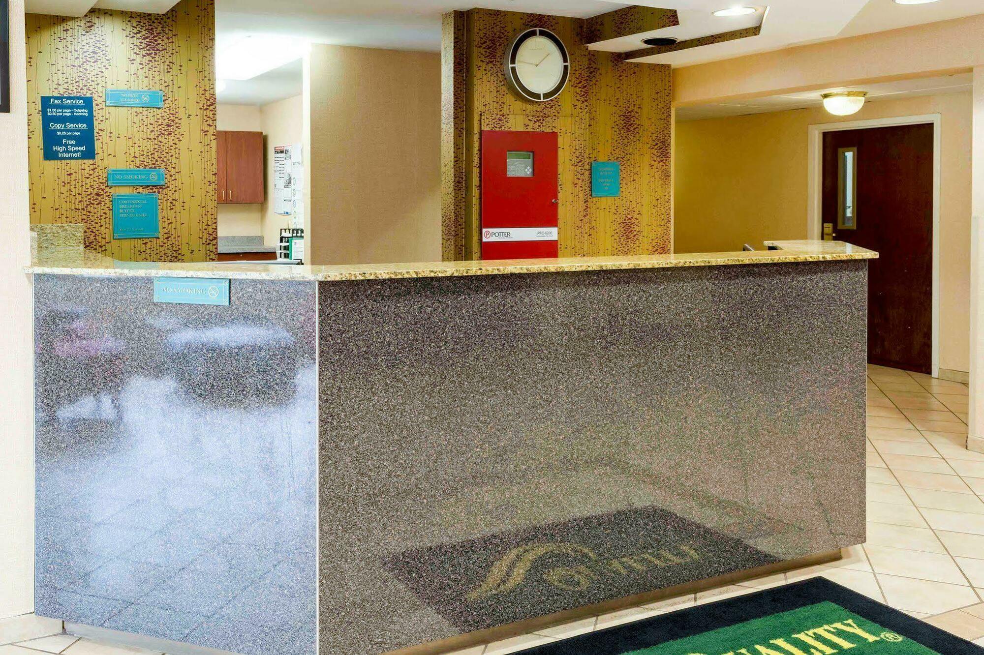 Quality Inn Chester - South Richmond Eksteriør bilde