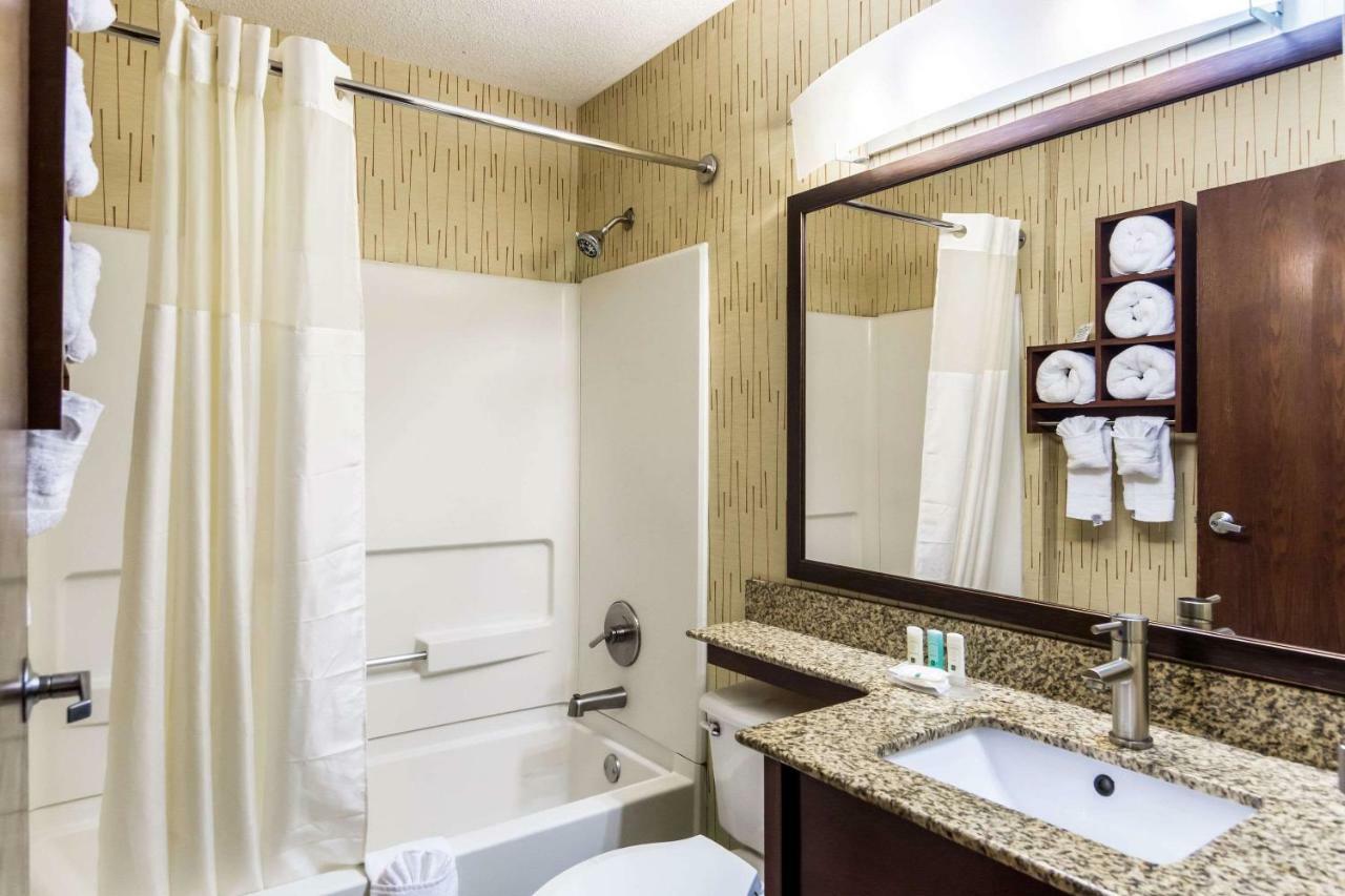 Quality Inn Chester - South Richmond Eksteriør bilde